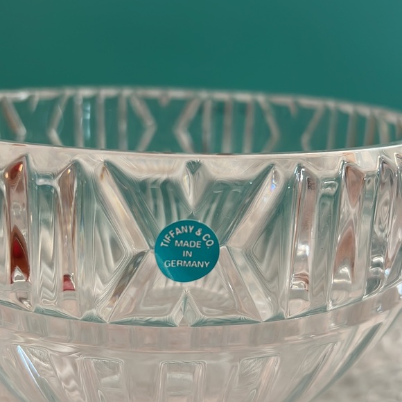 Tiffany & Co. new crystal Roman Numeral Bowl. Includes Tiffany box. - Picture 4 of 5